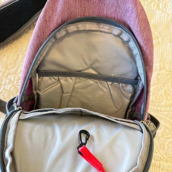 WATERFLY Crossbody Sling Backpack Sling Bag Travel Hiking Chest Bag Daypack - Picture 3 of 6